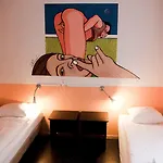 Hostel St Christopher's - The Winston Amsterdam