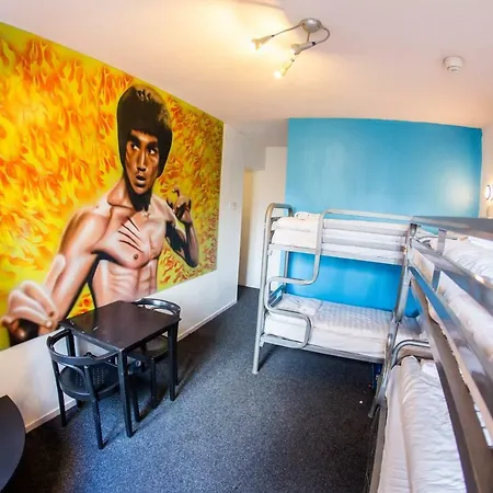 St Christopher'S Inn Amsterdam - The Winston Hostel