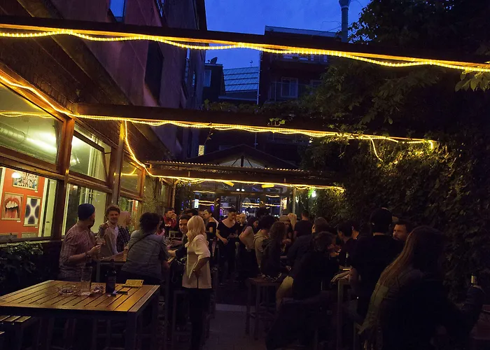 St Christopher's - The Winston * Amsterdam